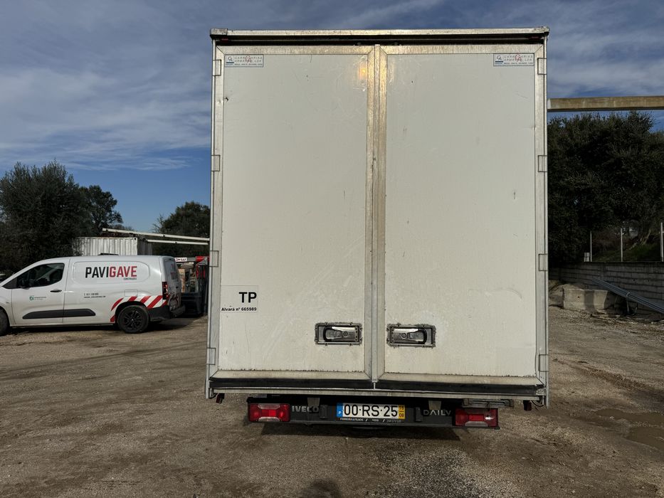 Iveco daily 35c17 contentor ou cortinas pneumatica