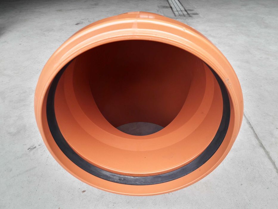 Nowe kolano PCV - średnica 250 mm / kąt 87 stopni