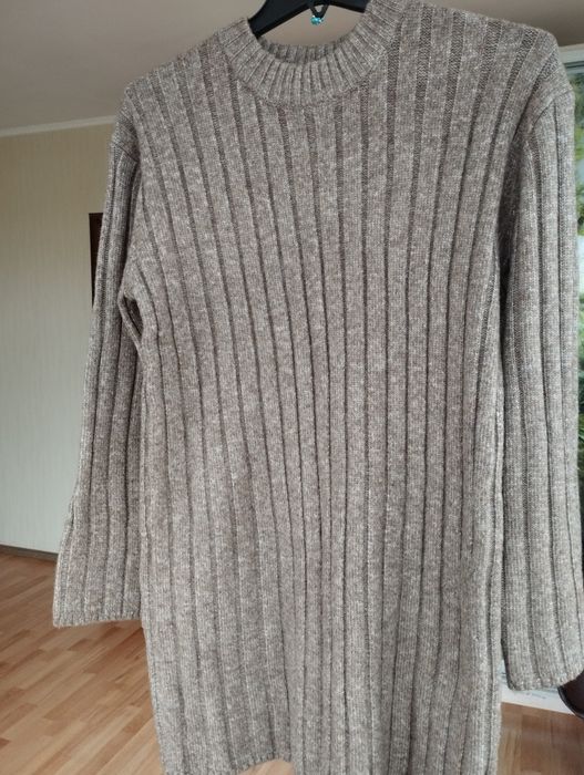 Тепле в'язане плаття H&M
