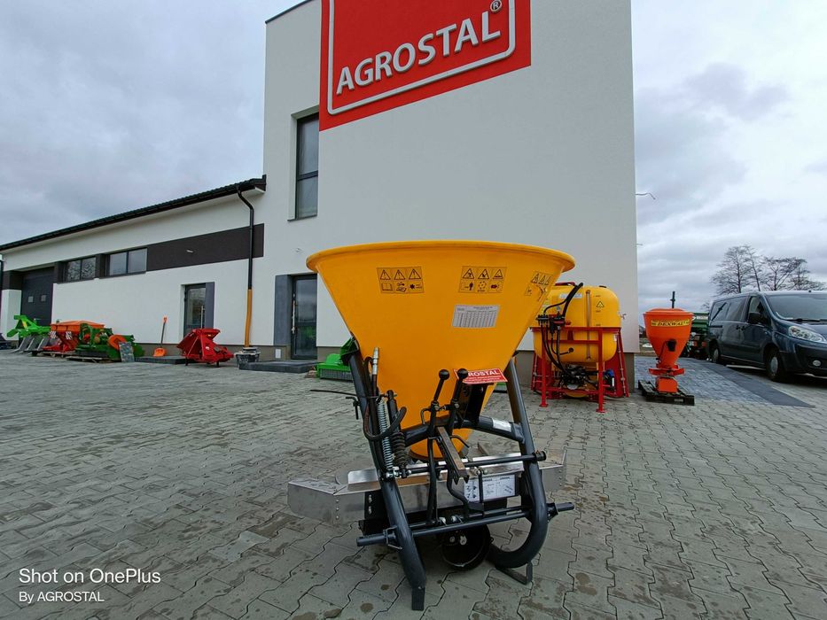 Rozsiewacz polowy dwutarczowy Langren RS-600 plandeka AGROSTAL