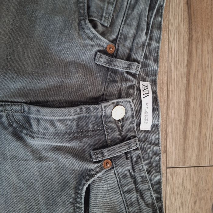 Szare spodnie jeansy marki Zara roz. 34