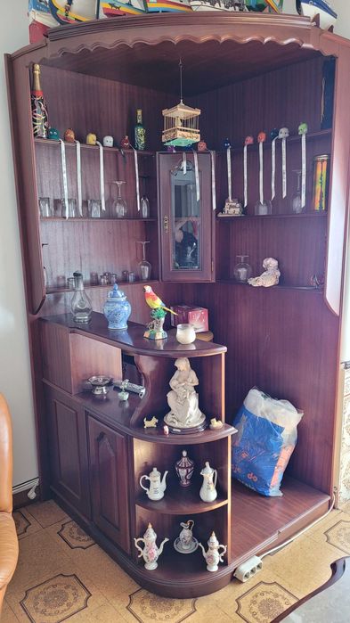 Móvel de bar de canto