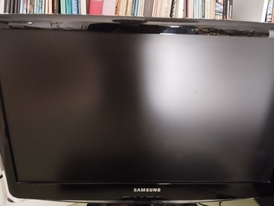 Monitor Samsung SyncMaster B2230N usado,64283909784066121