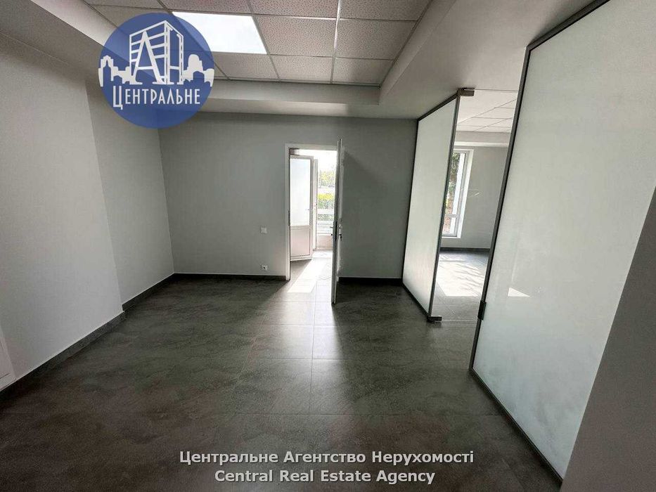 Здається в оренду офісне приміщення з новим капітальним ремонтом.