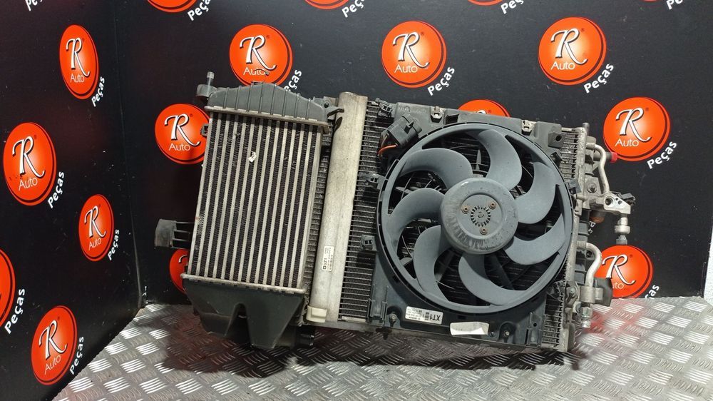 Radiador Com Termoventilador Opel Astra H Combi (A04)