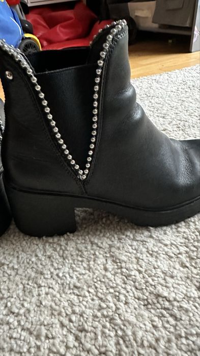 Botas pretas guimaraes