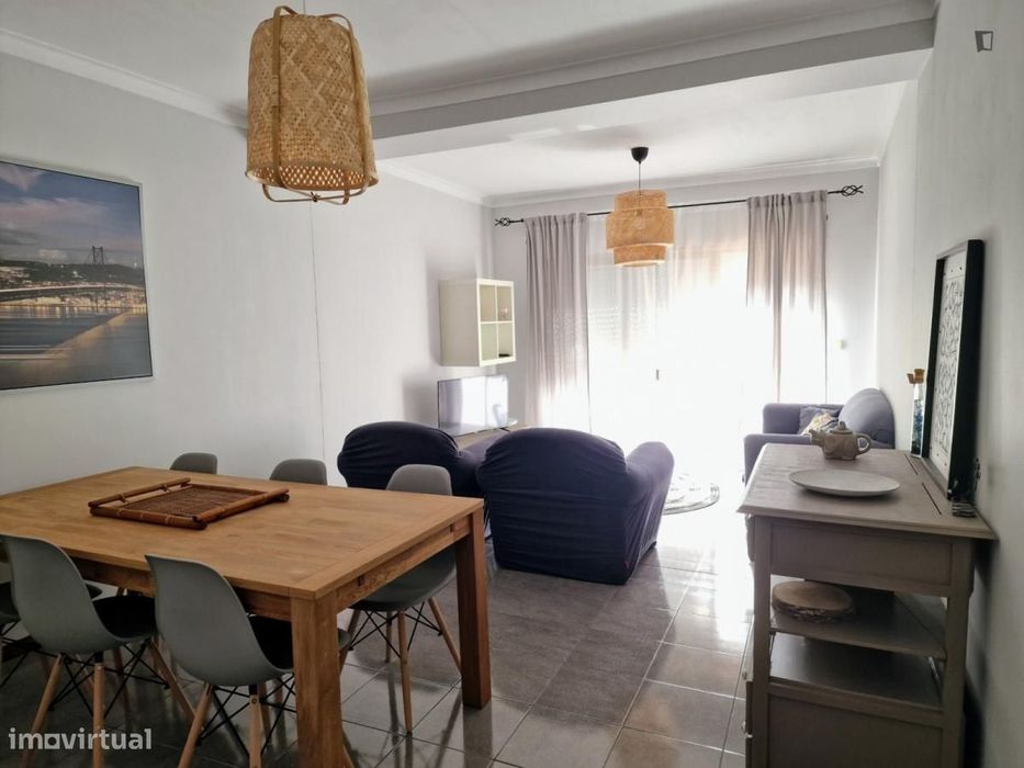 Quarto - localizado em Coimbra