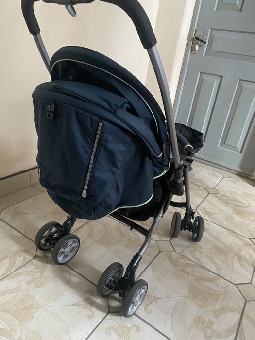 Прогулочная коляска Combi