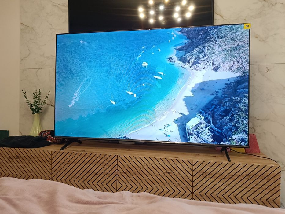 Телевізор HISENSE 65E7KQ