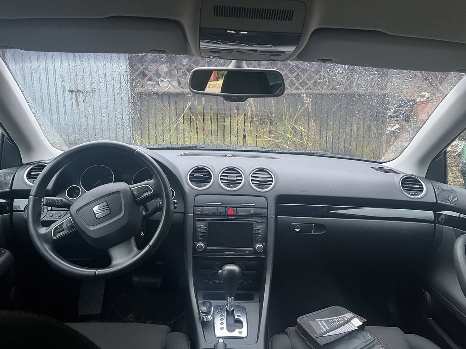 Deska rozdzielcza Seat Exeo 2011