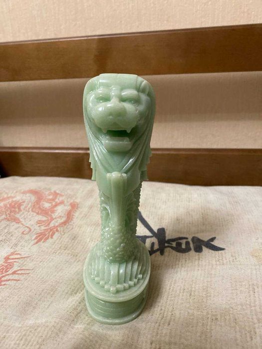 Статуетка Мерліон з зеленого нефриту, талісман Сингапуру 16,5 см