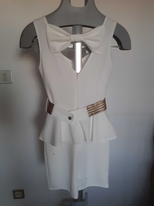 Vestido branco pelpum