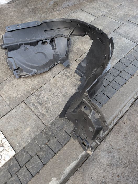 Підкрилок Nissan rogue t33 передній правий