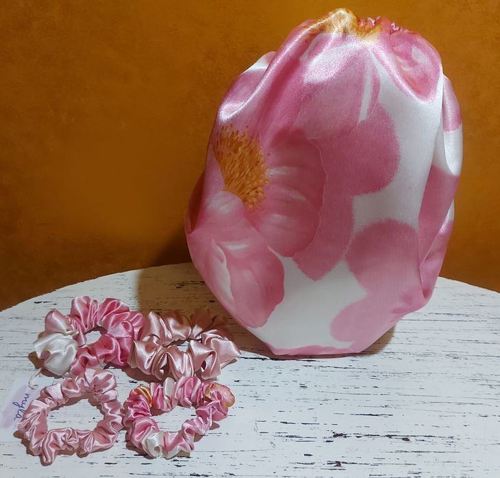 Jedwabny czepek rozmiar L +4 scrunchies