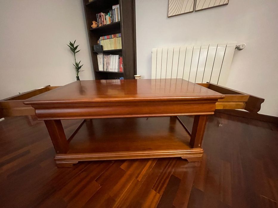 Mesa de Centro em Madeira