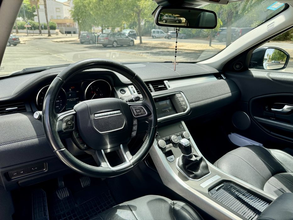 Range Rover Evoque 2.0D - Teto Panorâmico
