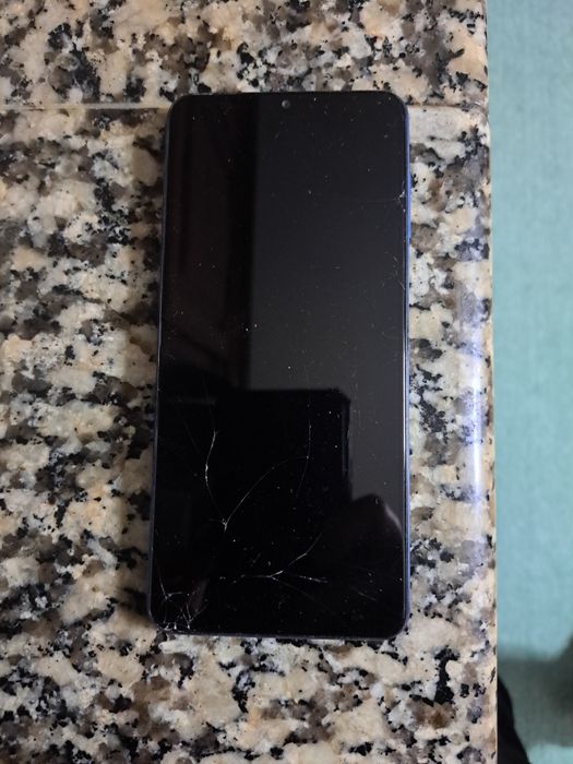 Samsung Galaxy A12 com problema no altifalante