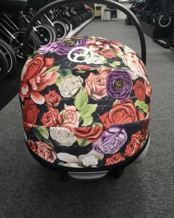 Cybex Cloud Z I-Size Fotelik Samochodowy 0-13 kg Spring Blossom Dark