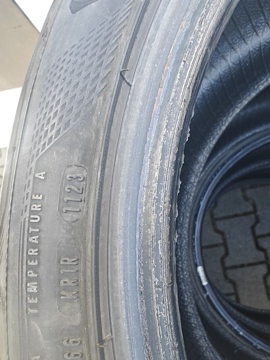 Opony letnie 245/40R19