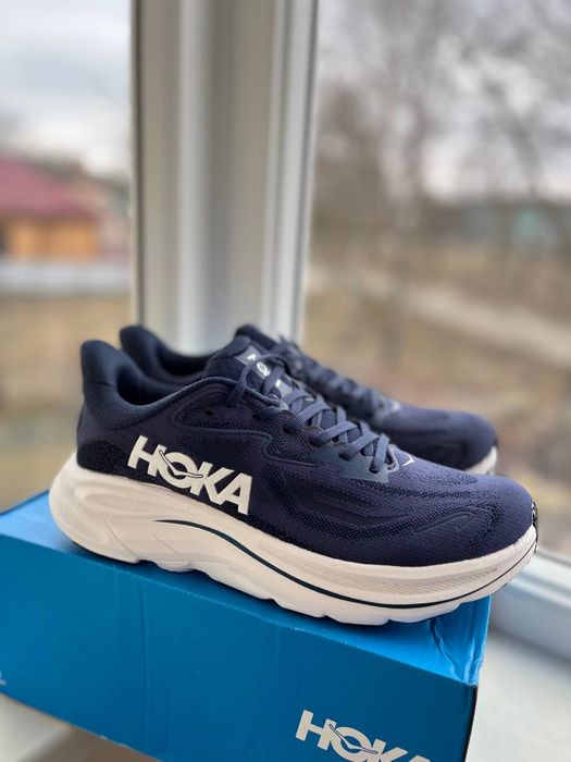 Кросівки Hoka Clifton 10 нові, 44 розмір