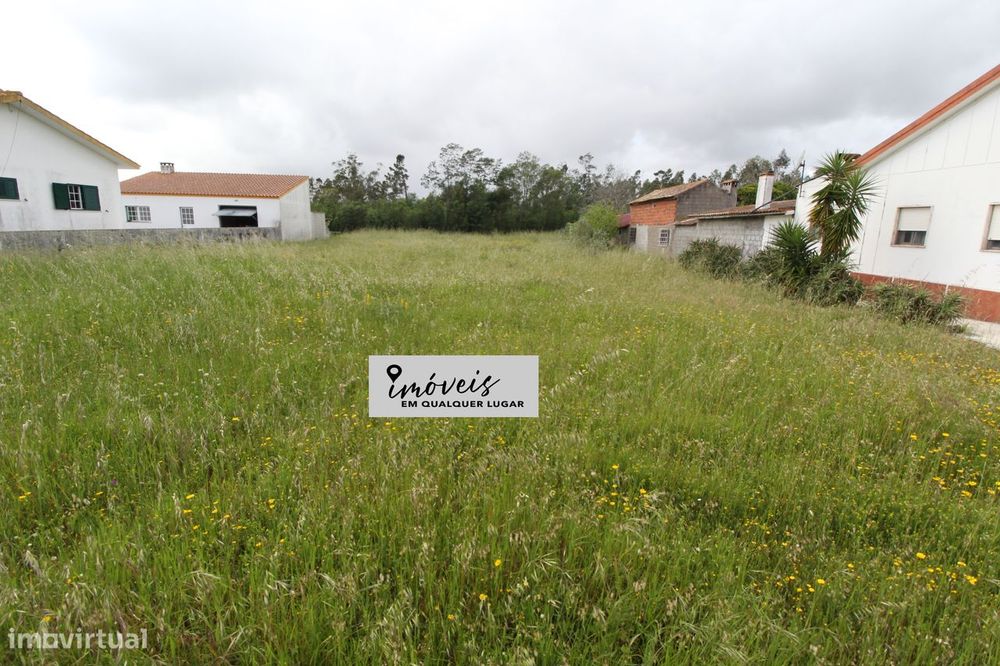 Redução de 7% ao valor inicial - Terreno plano soalheiro e desafogado