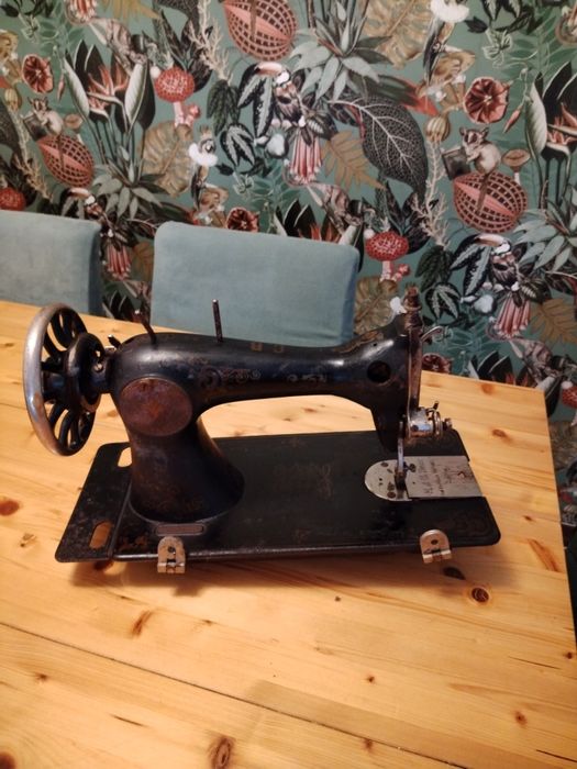 Máquina de costura antiga