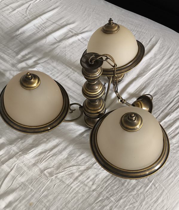 Lustre antigo em bronze