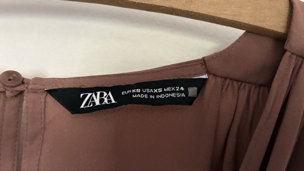 Macacão Taupe/Castanho/Rosa Velho de Cerimónia