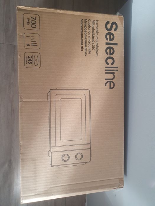 Nowa Mikrofala Selecline 700 W