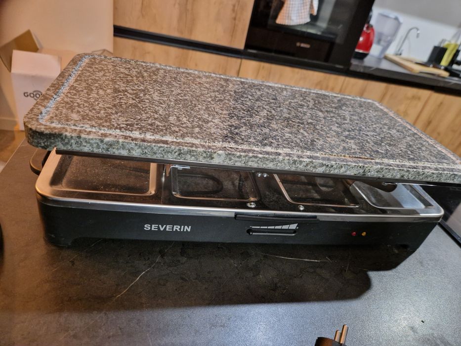 Grill elektryczny SEVERIN Raclette MARMUR RG 2343