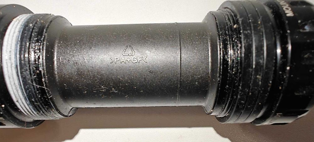 Wkład suportu rowerowego Shimano XT BB-MT801