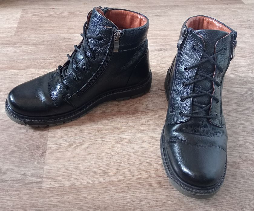 Зимние кожаные ботинки на овчине, р 42 (27,5см.)