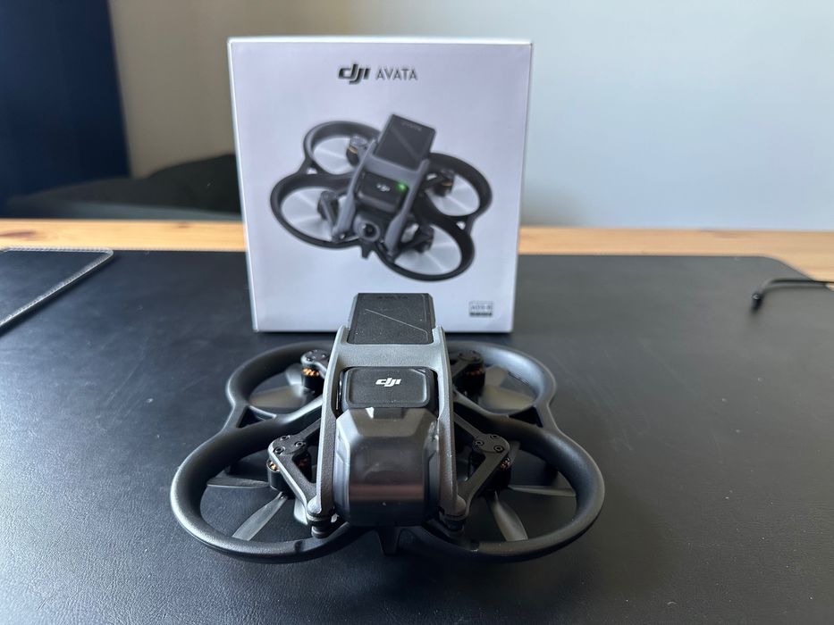 DJI Avata (dron + dwie baterie)