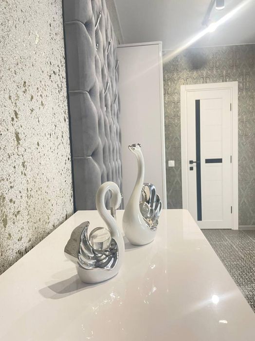 2-кімнатна з дизайнерським ремонтом, Пасічна