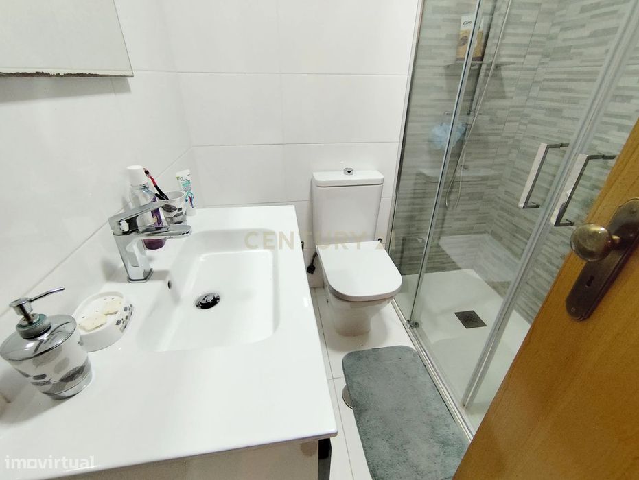 Apartamento T3 em Santa Maria Maior