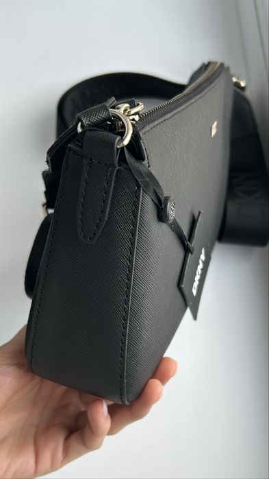 Сумка кросбоді Donna Karan DKNY