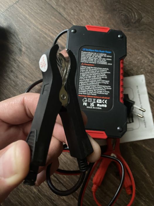 Автомобильное зарядное импульсное