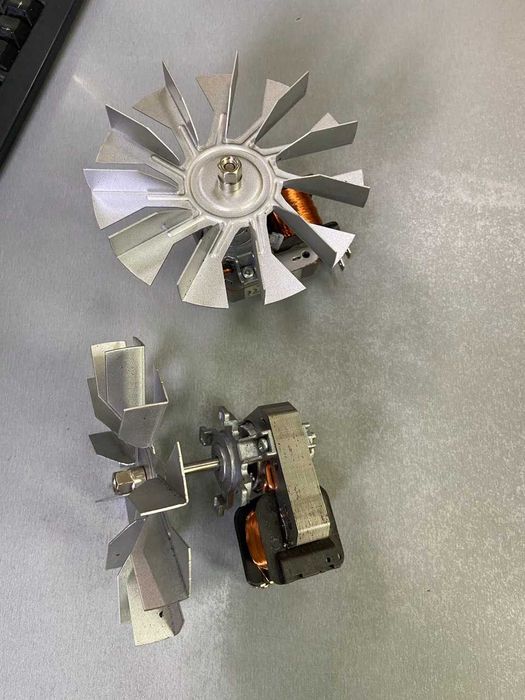 Духовка Electrolux EZB53400AX по запчастинам