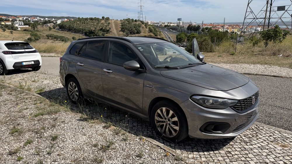 Fiat Tipo 1.3 Multijet - para peças ou reparar motor