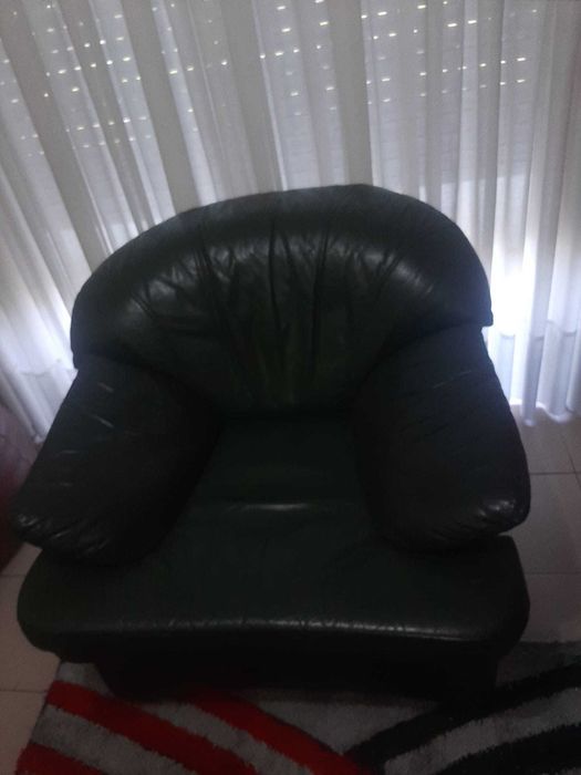 Conjunto Sofás de Couro