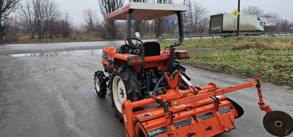 Японський мінітрактор Трактор Kubota GL 23