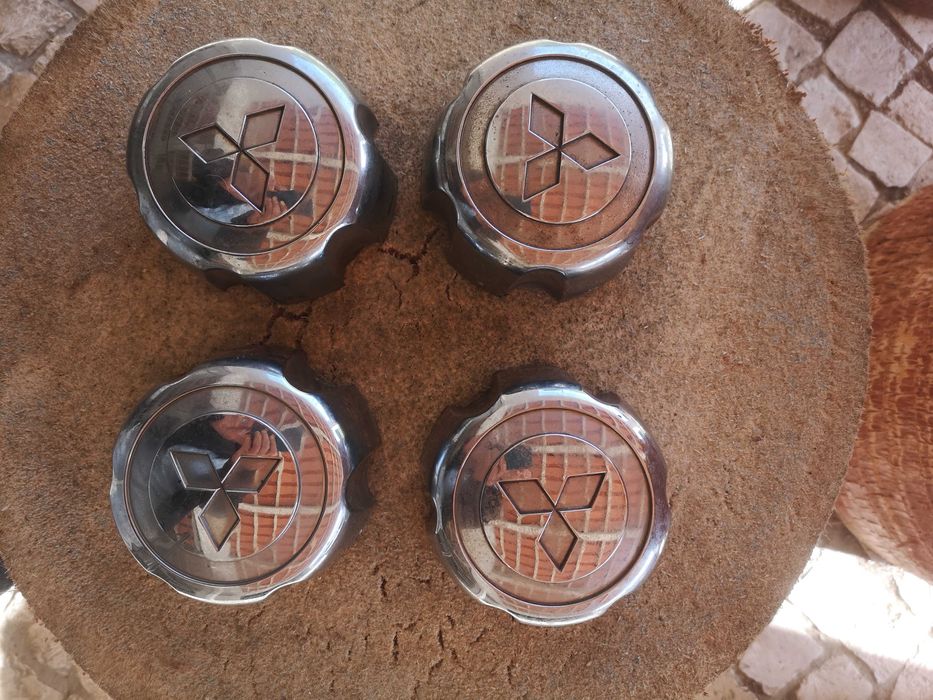 Centros de jante/Tampões Mitsubishi Pajero L200