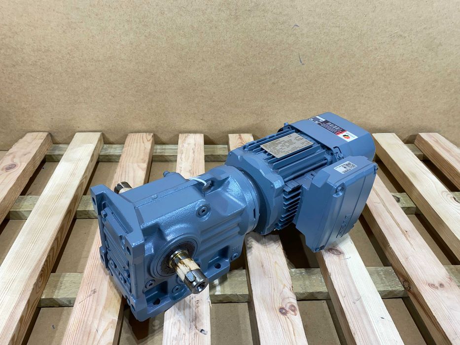 motoreduktor / przekładnia 0,55kW 71obr. 3fazowy HAMULEC SEW