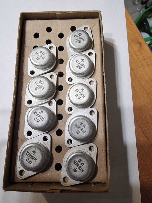 продам транзистори КТ 818ГМ