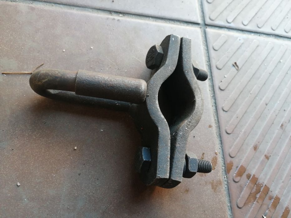 Uchwyt do słupka ogrodowego