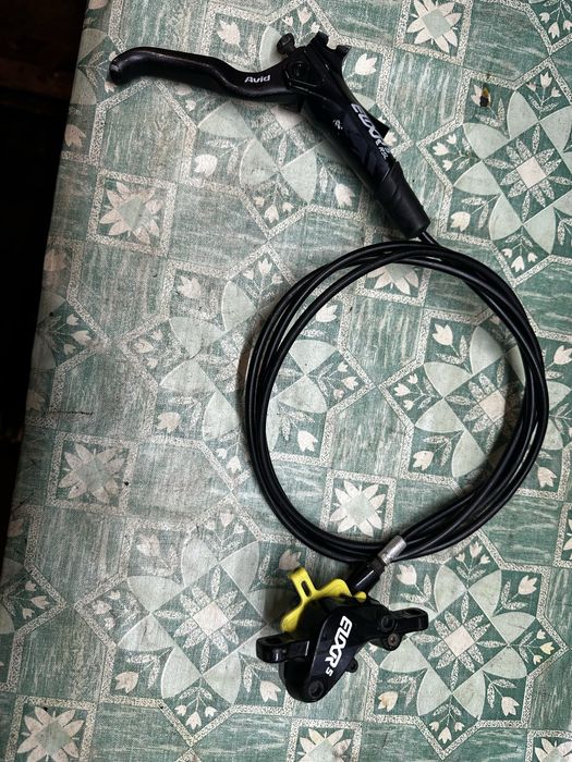 Гальма Avid Elixir 5 , magura