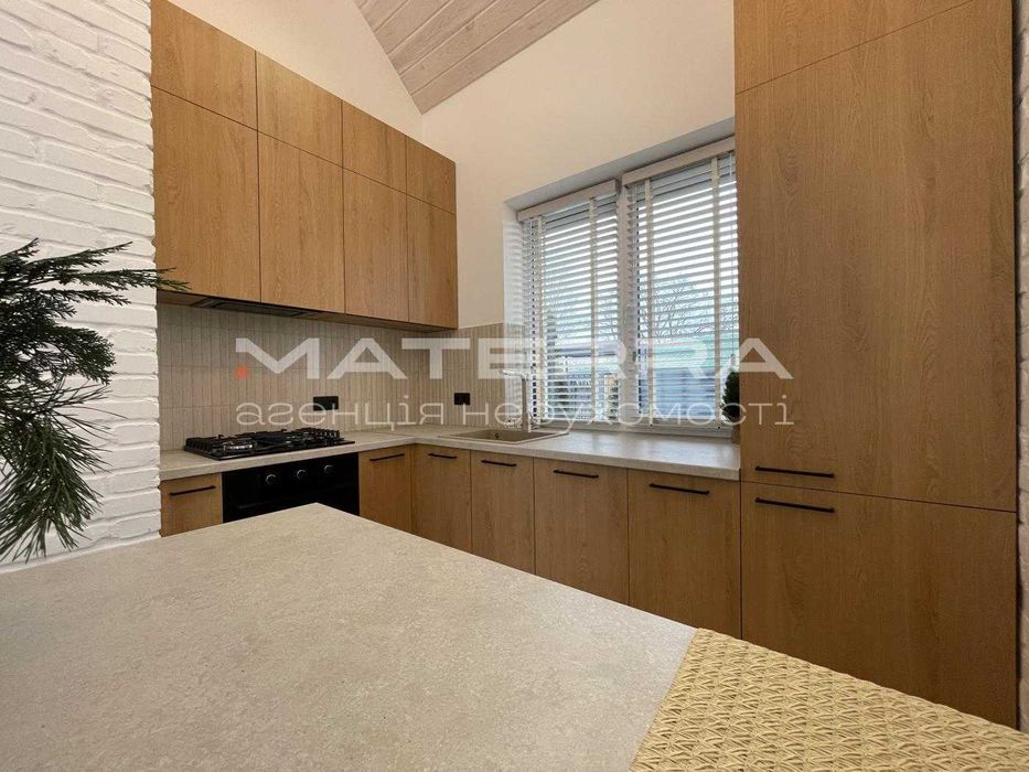 Іванковичі продаж будинку з ремонтом 114м2  на закритій території