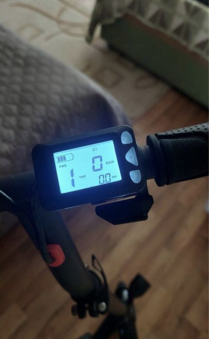 Электрсамокат как новый!