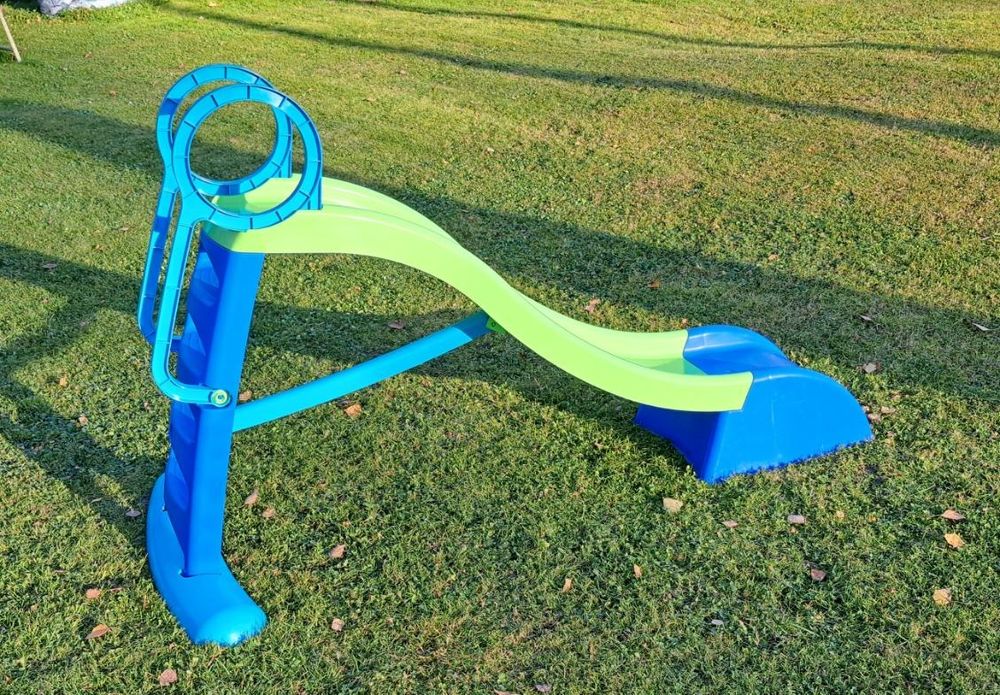 Zjeżdżalnia dla dziecka