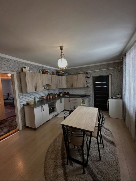 Продаж будинку Завадівка( Володарка). Розглядаємо державні програми .